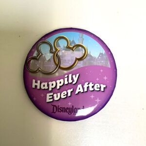WALT DISNEY WORLD NEW HAPPILY EVER AFTER BUTTON NEW